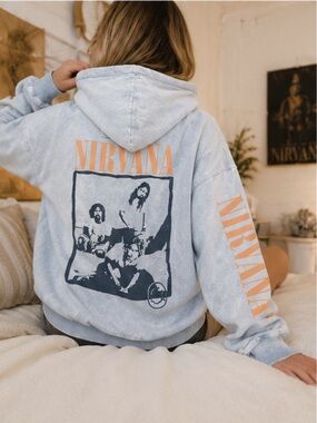 American Eagle Light Blue Acid Wash Nirvana Graphic Hoodie M NWT